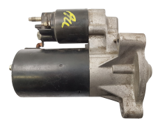 Стартер Citroen Peugeot 0001107063 5802E4 1.6 1.8 Bosch
