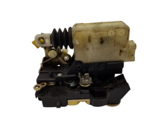 Заключване на врати Вдясно Преден край 7701046800 Renault Kangoo I 11205