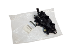 Корпус на термостат Renault Dacia 110603999R Оригинал