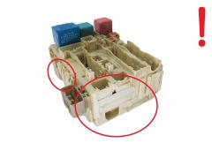 Кутия с предпазители 82730-0D290 Toyota 20221