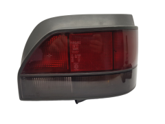 Лампи Вдясно Задна част 7700967118 Clio 1 Renault Scintex 5136