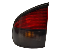 Лампи Ляво Задна част Safrane 7700808305 Renault Valeo