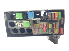 Кутия с предпазители Fiat PSA 1489501080