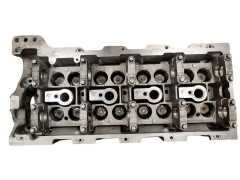 Глава на двигателя Mercedes-Benz A6110104720 R6110162601 2.2 CDI