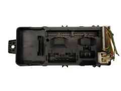 Кутия с предпазители Mitsubishi MR318828