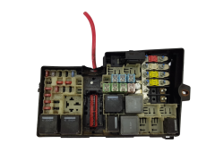 Кутия с предпазители Ford 3M5T-14A067-BC 518804109 19068