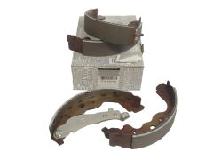 Спирачни обувки Нов оригинал Dacia Renault 7701210109