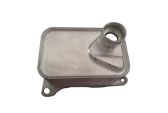 Маслен охладител 06L117021E 11171574001 VW Audi Seat Skoda Vika