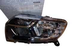Фарове Ляво Нов оригинал 260603795R Dacia