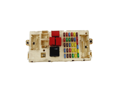 Кутия с предпазители Alfa Romeo 50507093 NPL 60686059 Magneti 35008
