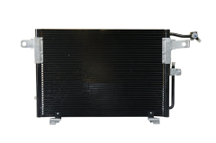 Кондензатор на климатика 4A0260403A 22601775601 Audi 100 Vika