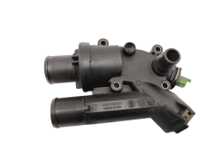 Корпус на термостат 1336Z4 9657182080 2.2HDi TD4 TDCI Citroen Peugeot Ford