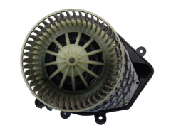 Вентилатор VW Passat Audi A4 8D1820021 740221233F 1088