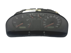 Тахометър VW Passat B5 88311245 1086