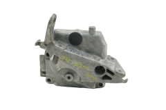 Скоба на двигателя 7700103258 Renault Clio 2 1,2 8v 770010325