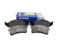 Спирачни накладки Преден край 18018354 ACDelco Buick Chevrolet