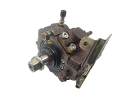 Впръскваща помпа Bosch 9656300380 0445010102 1.6 HDI TDCI PSA Ford