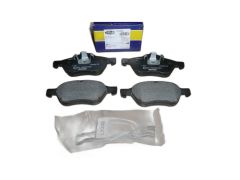 Спирачни накладки Преден край MAGNETI MARELLI 363700201212 410600012R