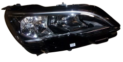 Фарове Вдясно Нов оригинал 1686413380 Peugeot