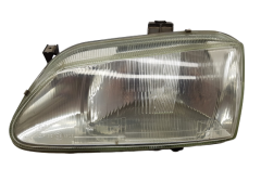 Фарове Ляво 7701040682 Megane 1 Scenic 1 Renault Valeo 4877