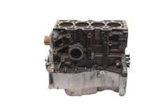 Блок на двигателя 1,5 dci K9KP820 Renault Twingo 2 K9K820 12126