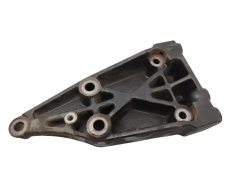 Скоба на двигателя 135072A000 3.5 V6 Renault Espace 4