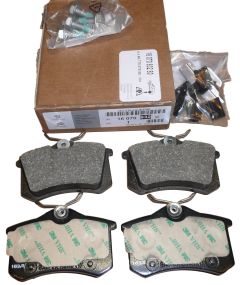 Спирачни накладки Задна част Оригинал Citroen Peugeot C4 207 308 1623180780