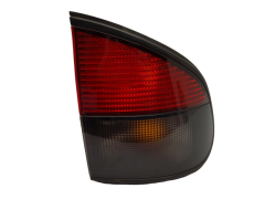 Лампи Вдясно Задна част Safrane 7700808304 Renault Valeo