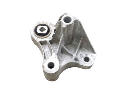 Монтажна скоба Ford Focus CV61-6P093-ZE FoMoCo