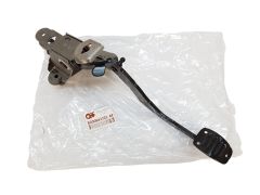 Педал на съединителя Нов Renault Clio III 8200643322