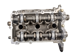 Глава на двигателя Mitsubishi Smart MN155158E 984077 1.1 12V