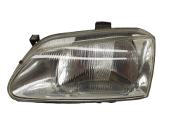Фарове Ляво 7701040682 Megane 1 Scenic 1 Renault Valeo 4875