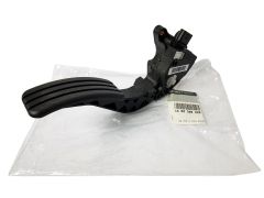 Потенциометър на педала на газта Оригинал Scenic Megane III 180023599R