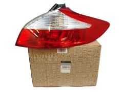 Лампи Вдясно Задна част Renault 265500036R