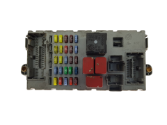 Кутия с предпазители Fiat Croma 46846745 19471
