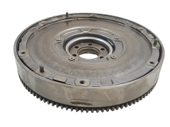 Двумасова ремъчна шайба AV61-6477-CE 1.6 D TDCI Ford Mazda Volvo AV616477CE