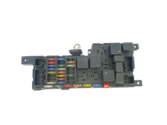 Кутия с предпазители Volvo 9452993 518322110 35064