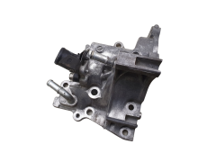 Капак на корпуса 110611KC0B 1.6 TCE Renault CLio 4