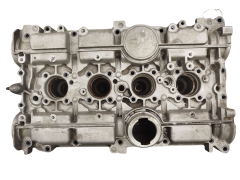 Глава на двигателя Renault Volvo 1001005 1001011 2.0 16v B4204S 3