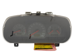 Тахометър Volvo V40 S40 30883042/B 30858334/006 23311