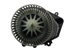 Вентилатор VW Passat Audi A4 8D1820021 740221233F 1087