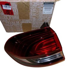 Лампи Ляво Задна част Нов оригинал 265550644R Renault Scenic 4