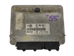 Контролер на двигателя VW 0261206175 071906018K Bosch