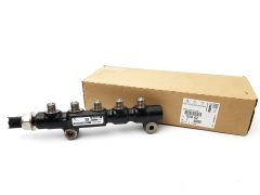 Релса за впръскване Нов оригинал Citroen Peugeot C3 207 1.4-1.6 HDI 1570G2