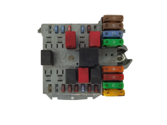 Кутия с предпазители Fiat 51792194 57657 0051792194057657 Lancia 19451