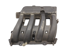 Смукателен колектор H7700105829 8200020647 1.6 16v Renault Megane