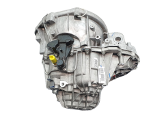 Скоростна кутия Нов PF6068 320106997R PF6069 2.0 DCI Trafic 3 Talento 2