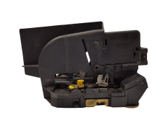 Заключване на врати Вдясно Преден край 7701038406 Renault Laguna I Valeo 11376