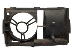 Корпус на вентилатор Peugeot 309 1308E7 9602371980