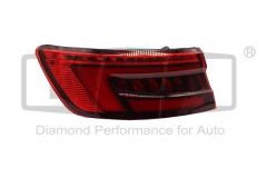 Лампи Задна част Права 8W5945092C 99451793402 Audi A4 DPA